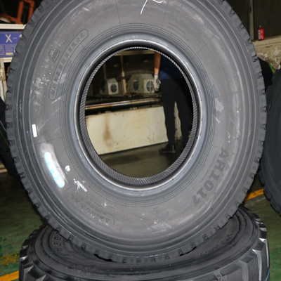 7.00 R16 11.00 R20 12.00 R20頑丈なトラックのタイヤおよび管